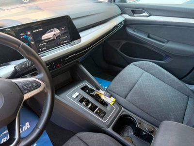 Volkswagen Golf Variant 2.0 TDI SCR DSG Life (10)