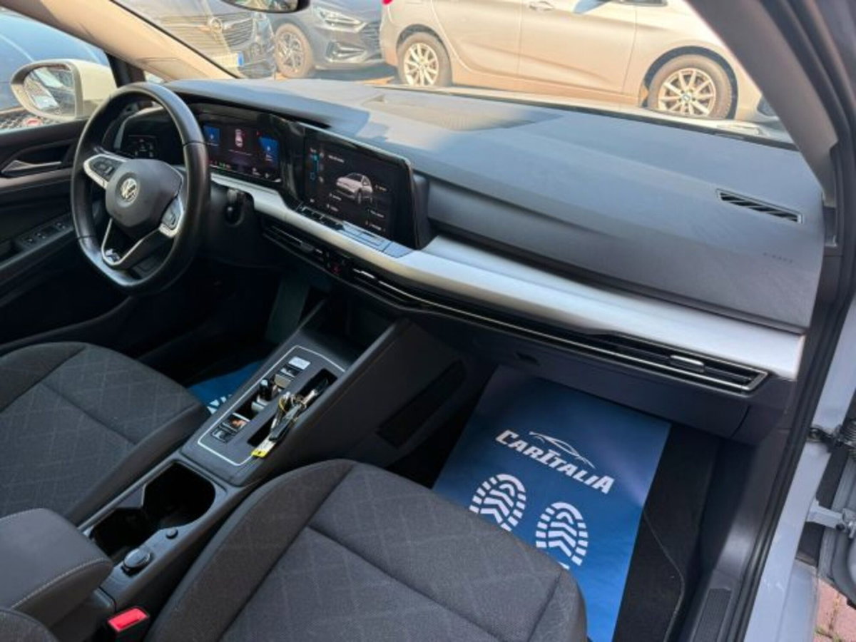 Volkswagen Golf Variant 2.0 TDI SCR DSG Life (13)