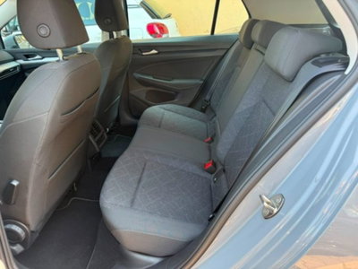 Volkswagen Golf Variant 2.0 TDI SCR DSG Life (15)
