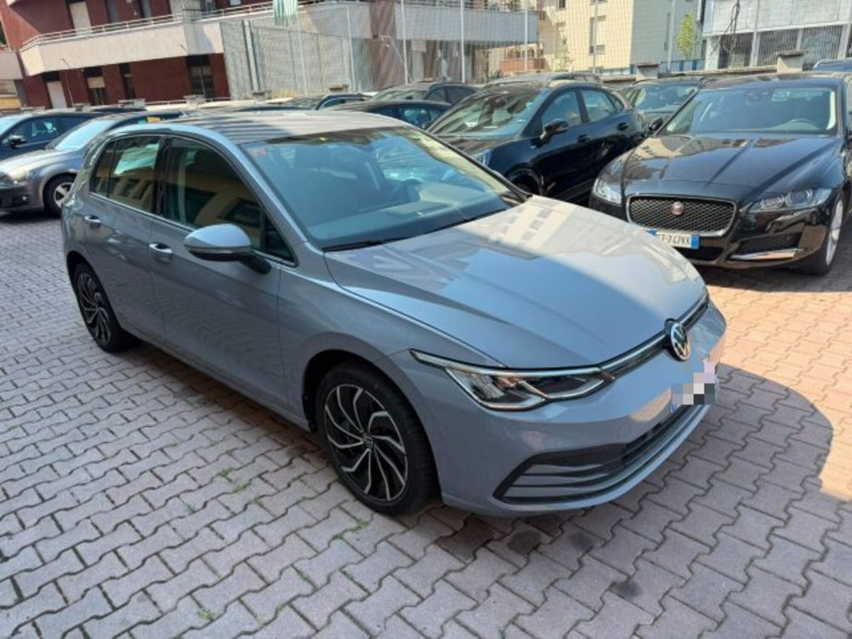 Volkswagen Golf Variant 2.0 TDI SCR DSG Life (3)