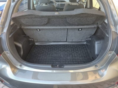 Toyota Yaris 1.5 Hybrid 5 porte Active (14)