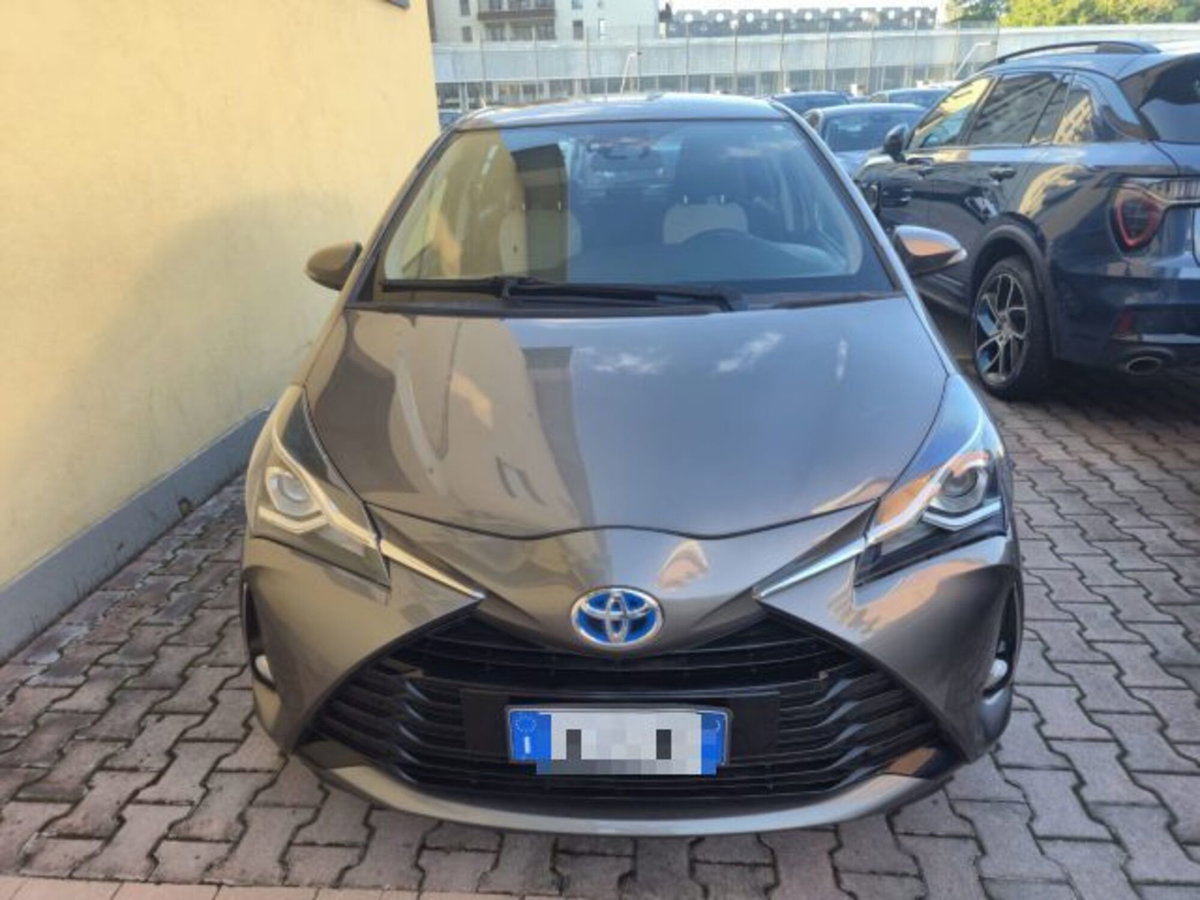 Toyota Yaris 1.5 Hybrid 5 porte Active (2)