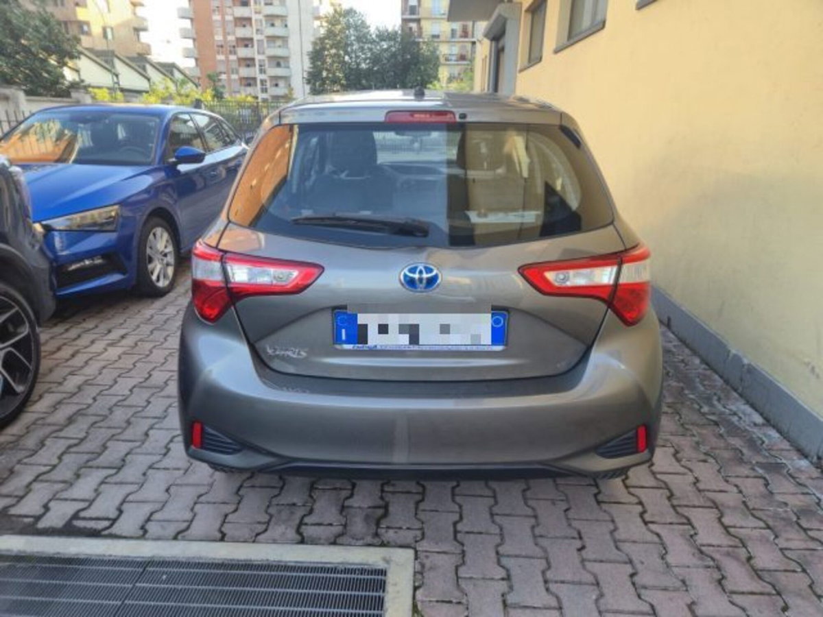Toyota Yaris 1.5 Hybrid 5 porte Active (5)