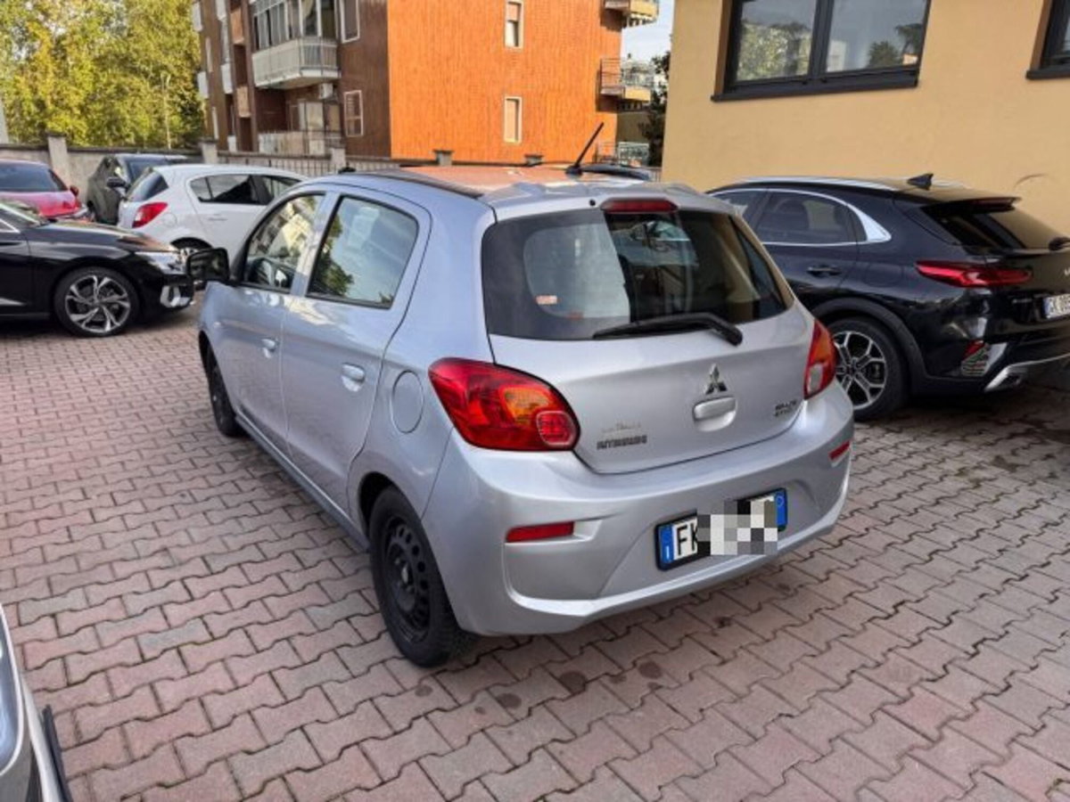 Mitsubishi Space Star 1.0 Invite (4)