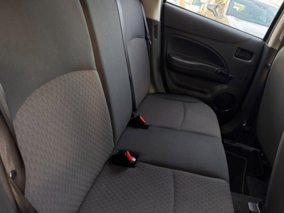 Mitsubishi Space Star 1.0 Invite (9)
