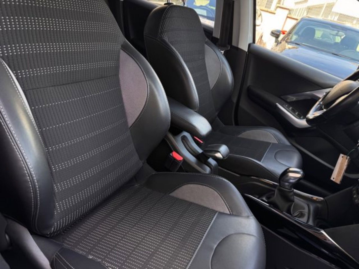 Peugeot 2008 82 S&S Allure (10)