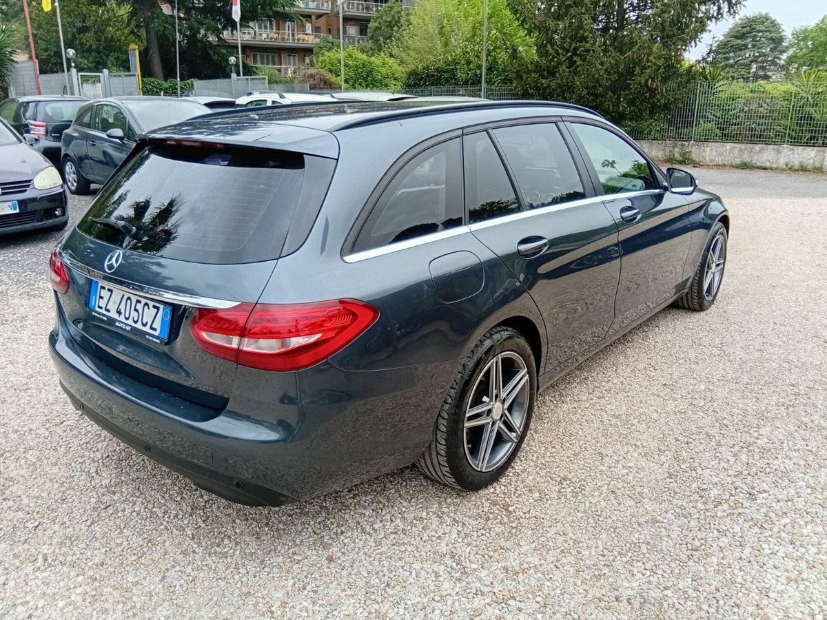 Mercedes-Benz Classe C Station Wagon 180 d Auto Exclusive (4)