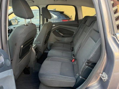 Ford C-Max 1.6 TDCi 95CV Titanium (9)