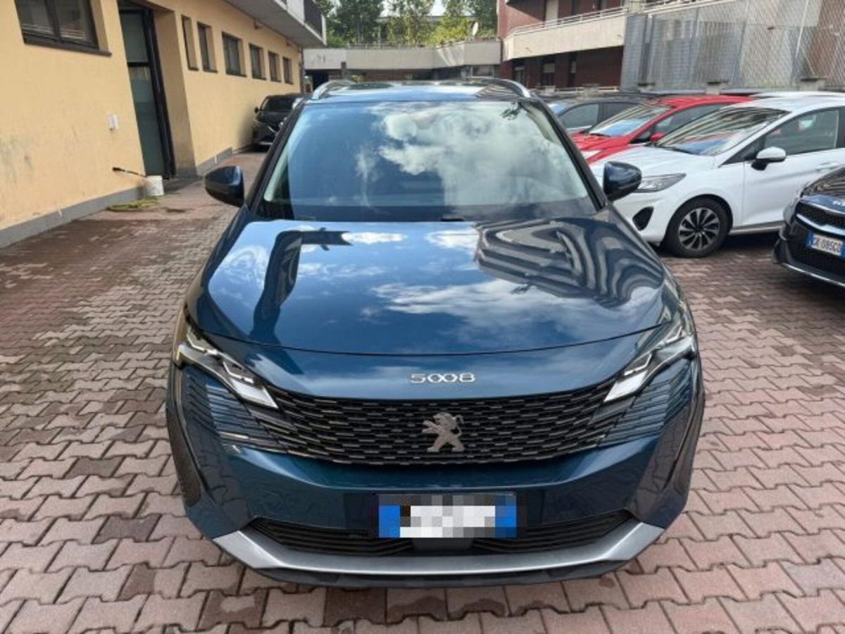 Peugeot 5008 BlueHDi 130 S&S EAT8 Allure (2)