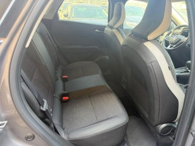 Renault Captur Plug-in Hybrid E-Tech 160 CV Techno (11)