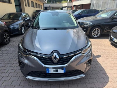 Renault Captur Plug-in Hybrid E-Tech 160 CV Techno (2)