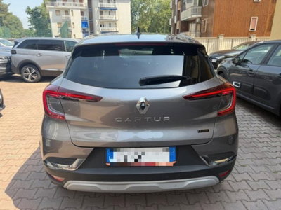 Renault Captur Plug-in Hybrid E-Tech 160 CV Techno (5)