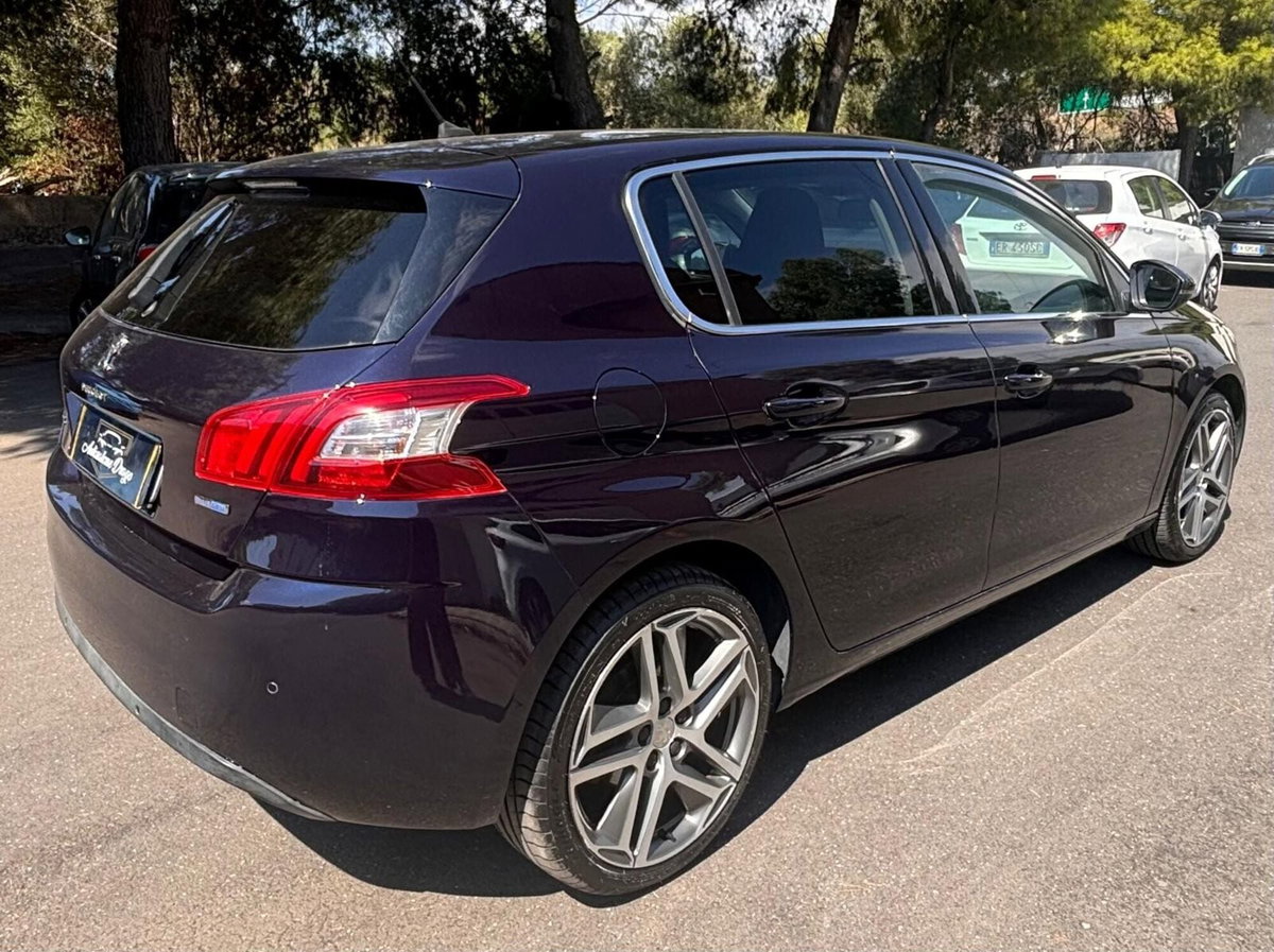 Peugeot 308 BlueHDi 120 S&S Allure (3)