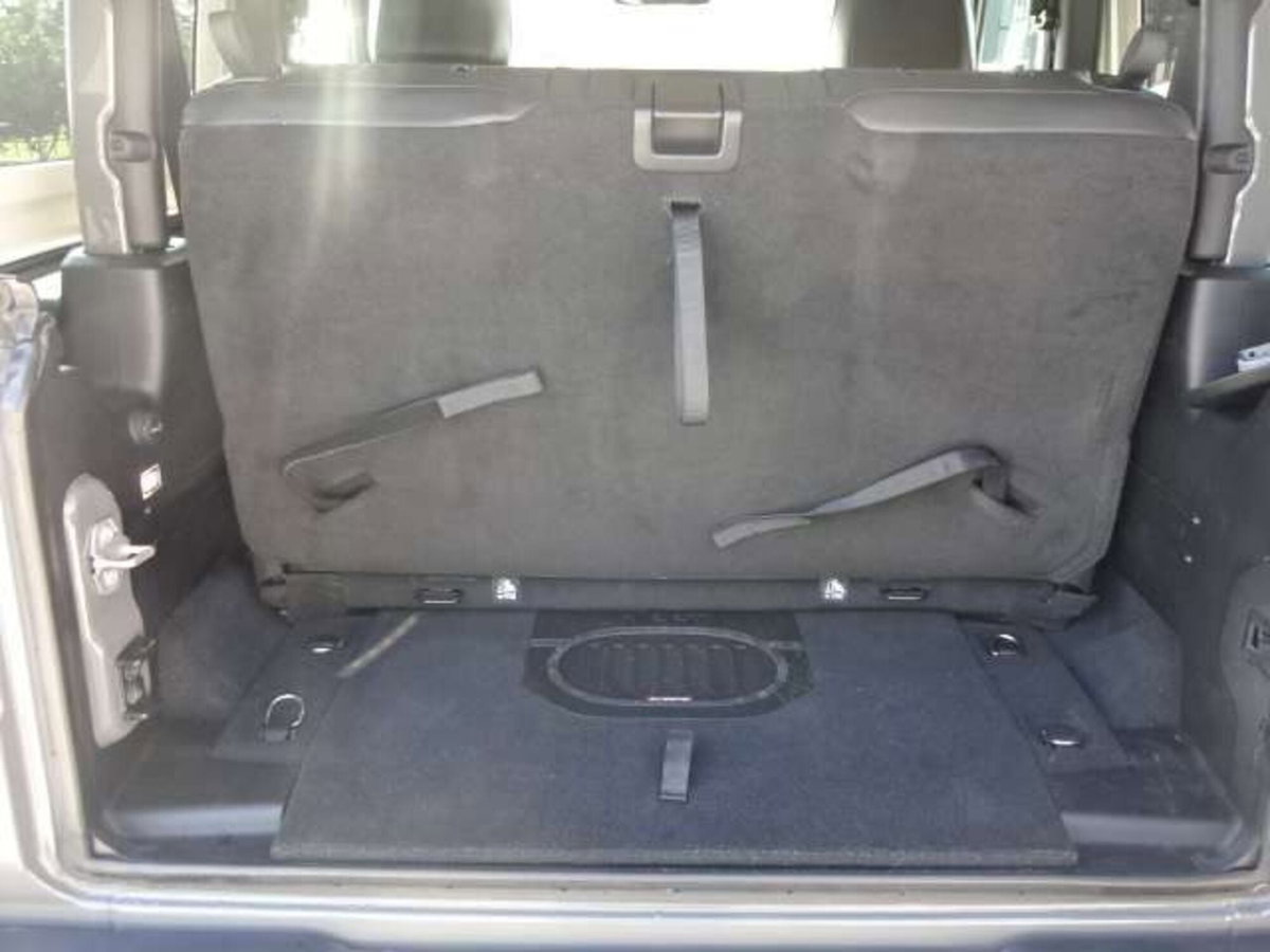 Jeep Wrangler 2.2 Mjt II Sahara (10)