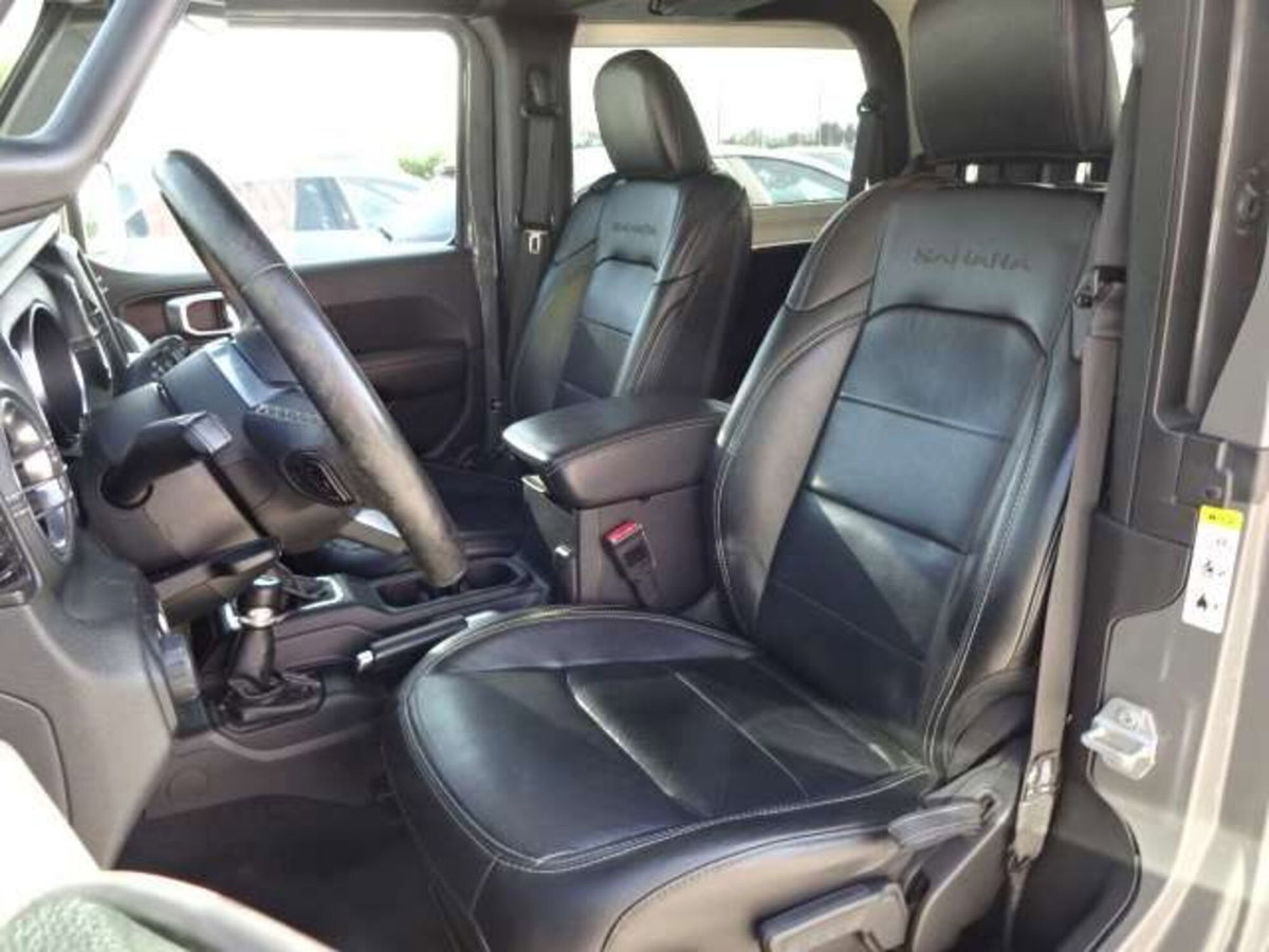 Jeep Wrangler 2.2 Mjt II Sahara (17)