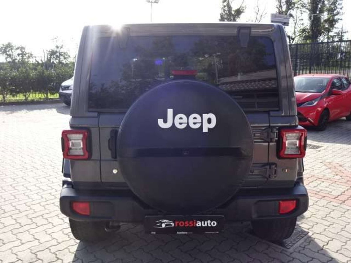 Jeep Wrangler 2.2 Mjt II Sahara (6)