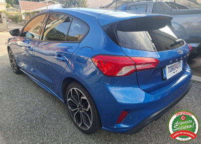 Ford Focus 1.0 EcoBoost 125 CV 5p. ST-Line (4)