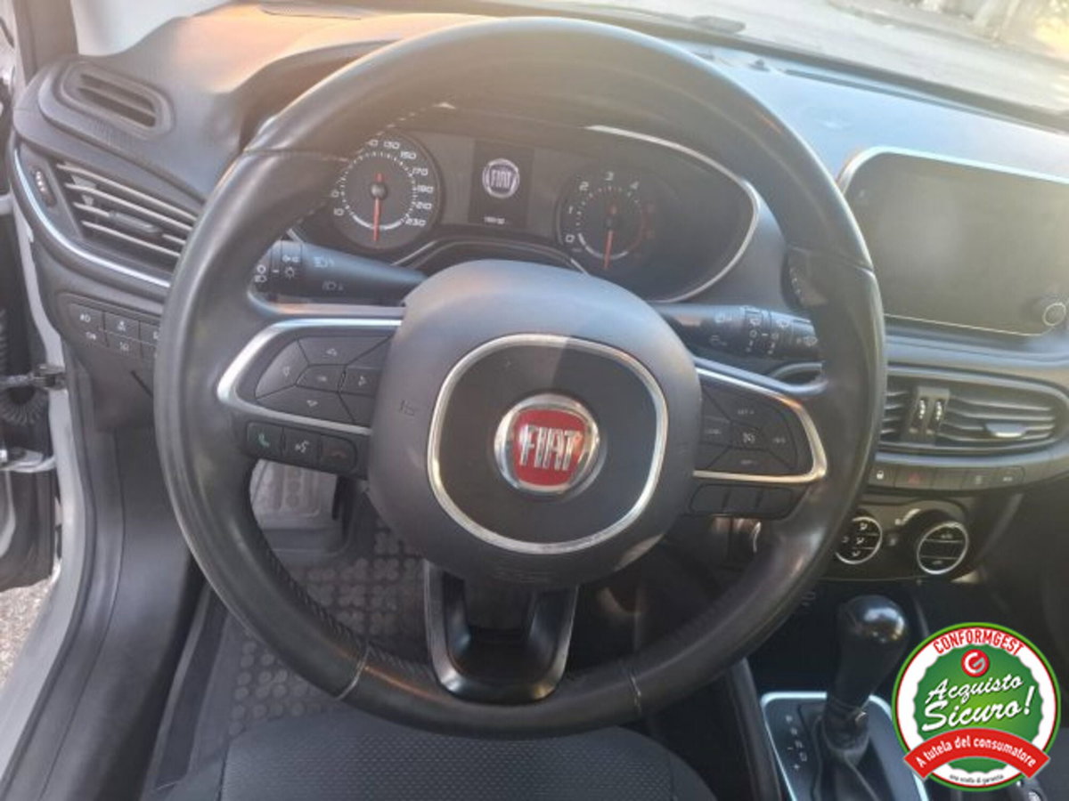 Fiat Tipo Station Wagon Tipo 1.6 Mjt S&S DCT SW Lounge (12)