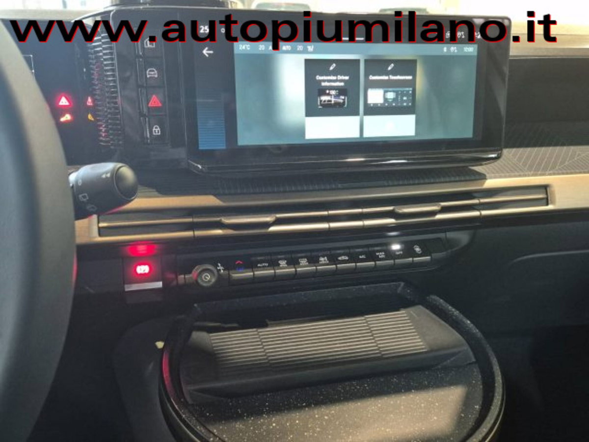 Lancia Ypsilon 1.2 mhev Edizione Cassina e-dct (12)