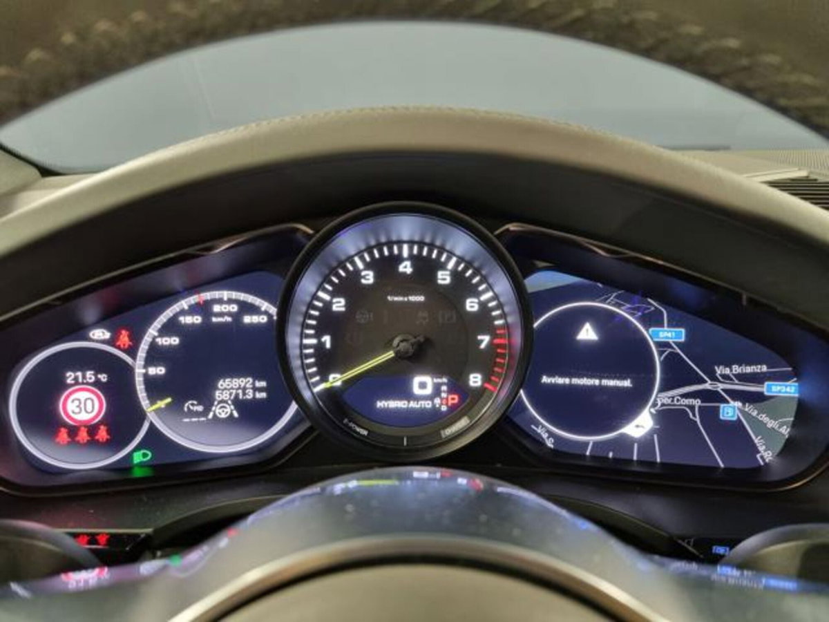 Porsche Cayenne 3.0 V6 Platinum Edition (6)