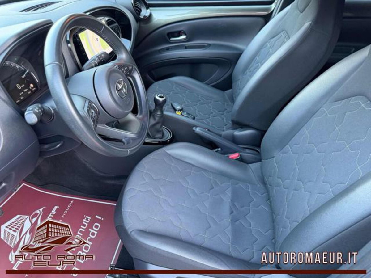 Toyota Aygo X 1.0 VVT-i 72 CV 5 porte Limited Air (12)