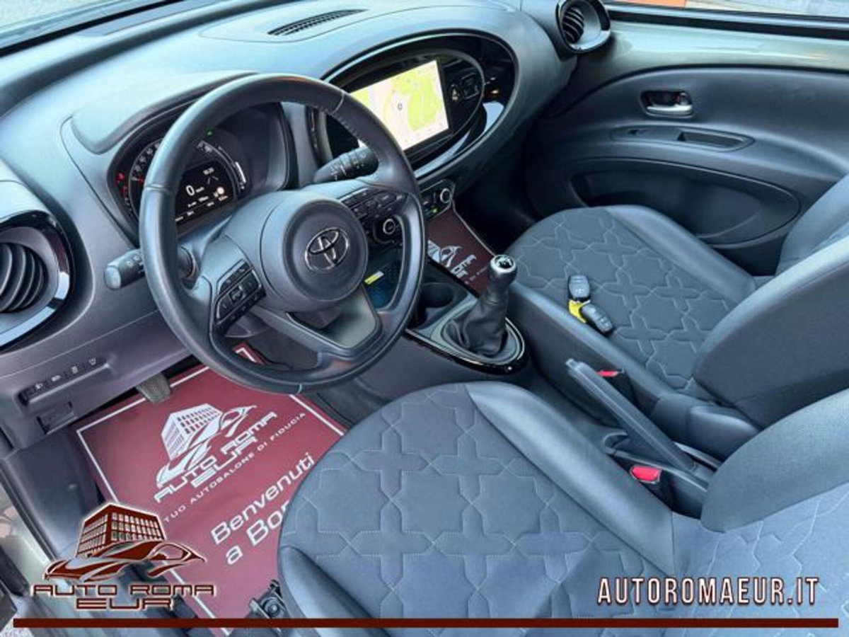 Toyota Aygo X 1.0 VVT-i 72 CV 5 porte Limited Air (13)