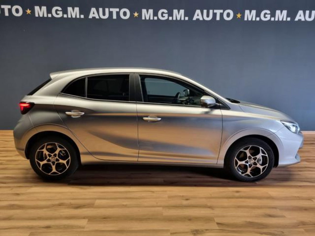 Mg MG3 1.5 hybrid+ Luxury auto (4)
