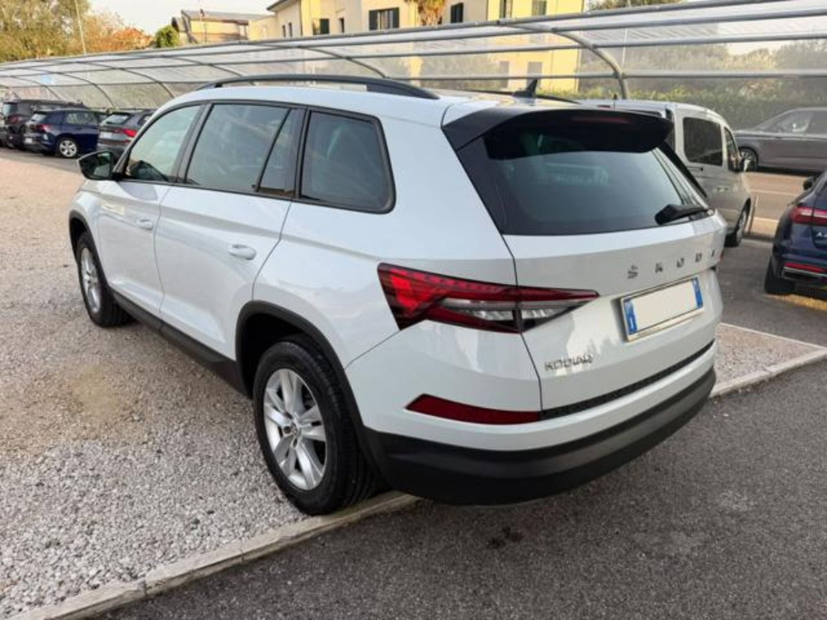 Skoda Kodiaq 2.0 TDI EVO SCR 4x4 DSG 7 posti Executive (4)