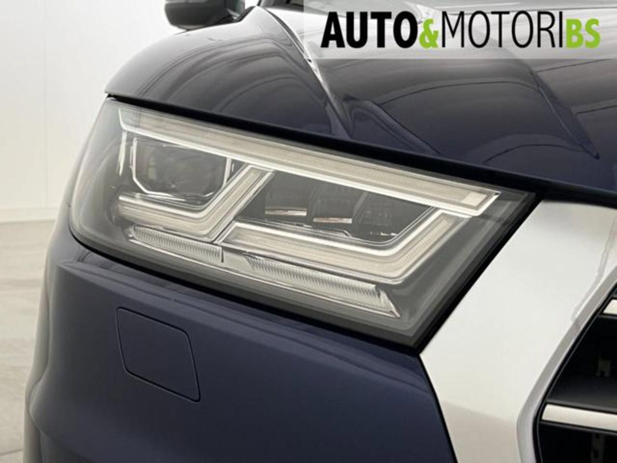 Audi Q5 40 TDI quattro S tronic Business Sport (18)