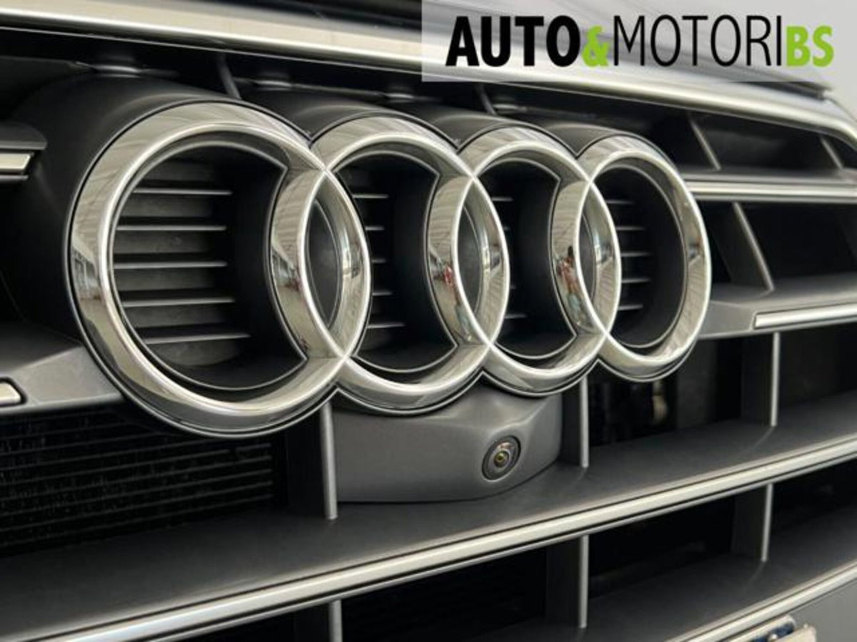 Audi Q5 40 TDI quattro S tronic Business Sport (20)
