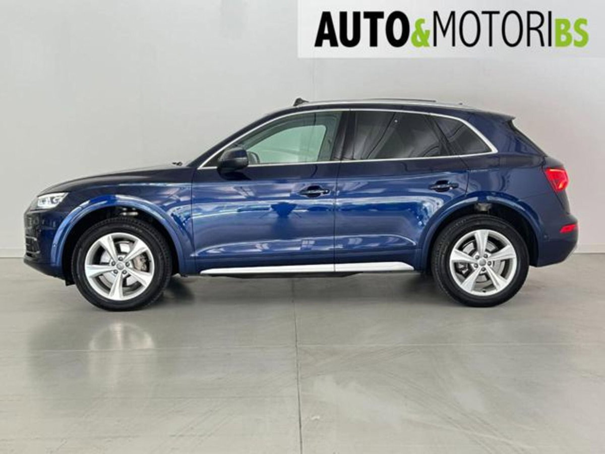 Audi Q5 40 TDI quattro S tronic Business Sport (7)