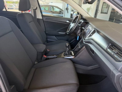 Volkswagen T-Roc 1.6 TDI SCR Business BlueMotion Technology (12)