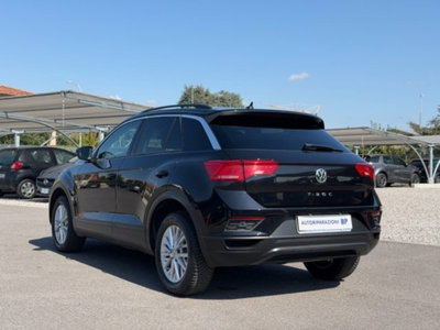 Volkswagen T-Roc 1.6 TDI SCR Business BlueMotion Technology (8)