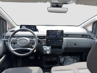 Hyundai Staria 2.2 2wd auto (13)