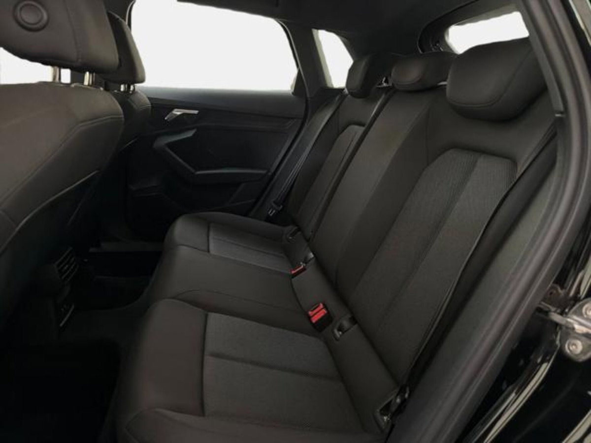 Audi A3 Sportback 30 TDI S line edition (14)