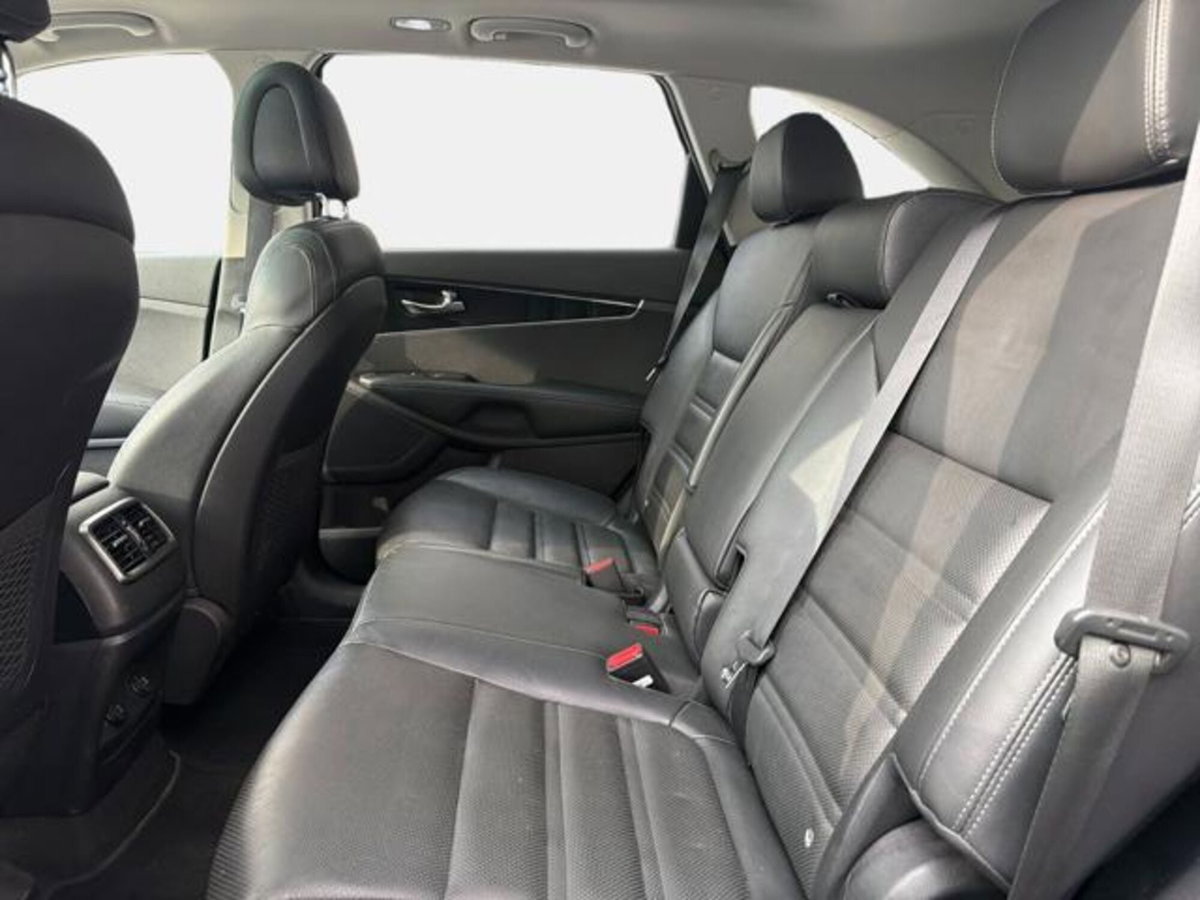 Kia Sorento 2.2 CRDi AWD Feel Rebel (13)