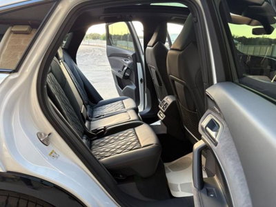 Audi Q5 Sportback 2.0 tfsi mhev+ S line edition 204cv s-tronic (13)