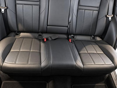 Land Rover Range Rover Evoque 1.5 I3 PHEV 300 CV AWD Auto (9)