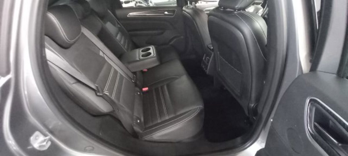 Renault Arkana Hybrid E-Tech 145 CV Engineered (11)