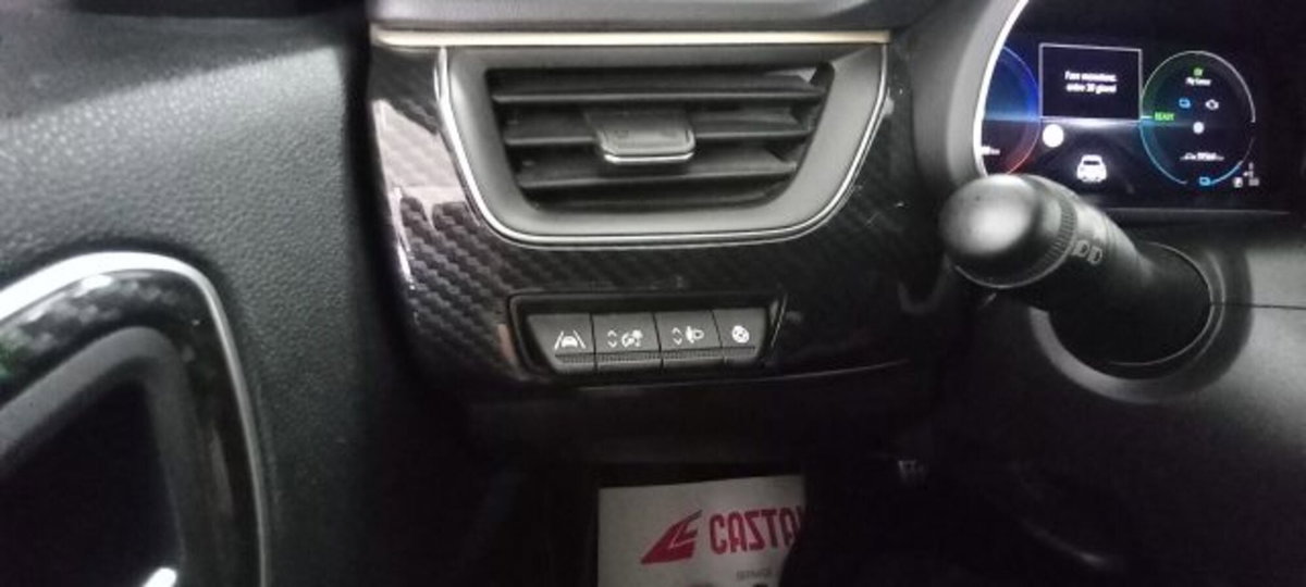 Renault Arkana Hybrid E-Tech 145 CV Engineered (16)