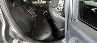 Jeep Renegade 1.6 Mjt 120 CV Limited (9)