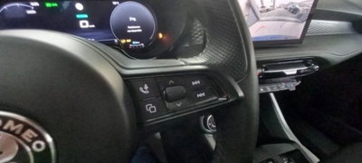 Alfa Romeo Tonale 1.3 phev Sprint Q4 280cv at6 (14)