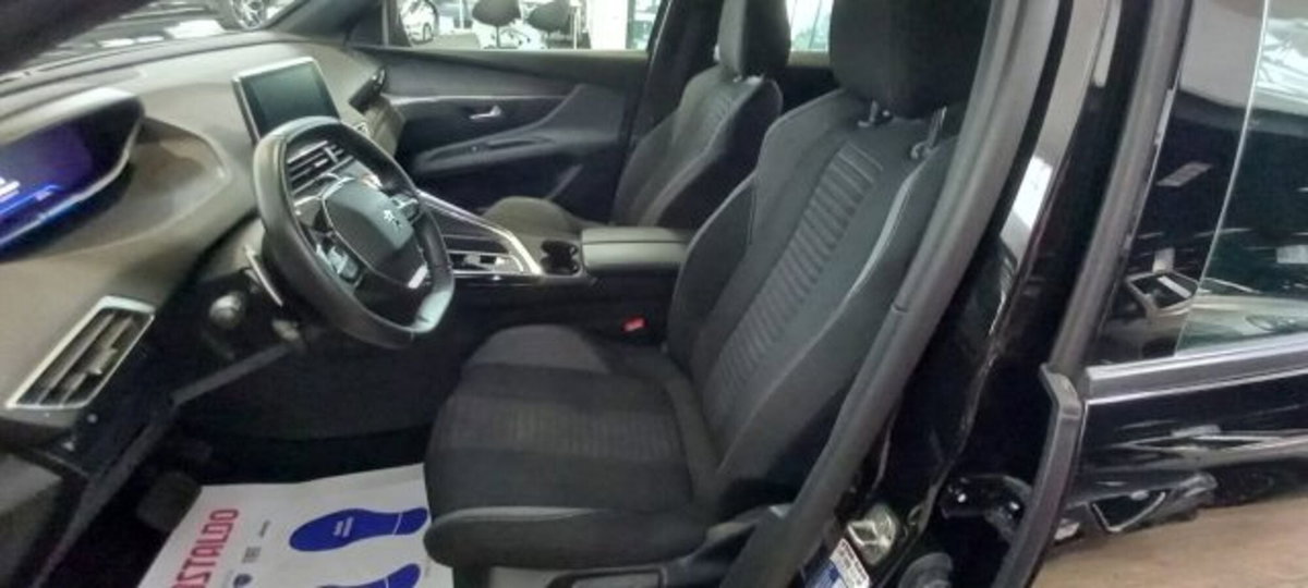 Peugeot 3008 BlueHDi 130 S&S EAT8 Active Pack (6)