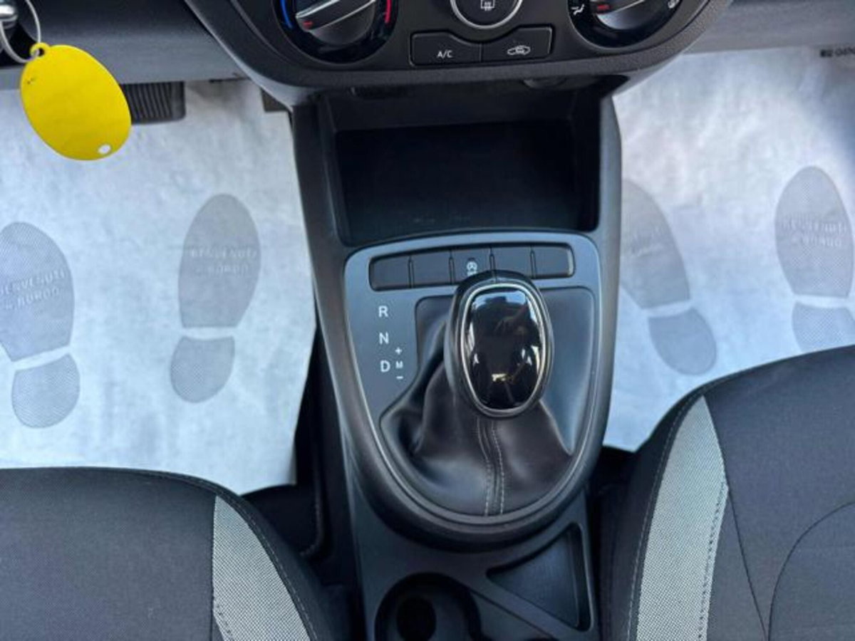 Hyundai i10 1.0 MPI AT Tech (10)