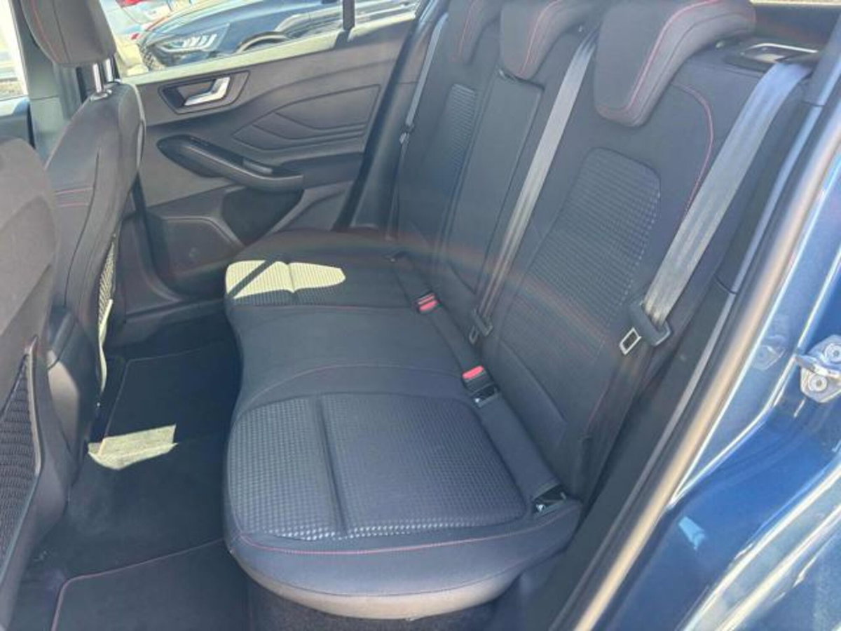 Ford Focus 1.0 EcoBoost Hybrid 155 CV 5p. ST-Line X (15)