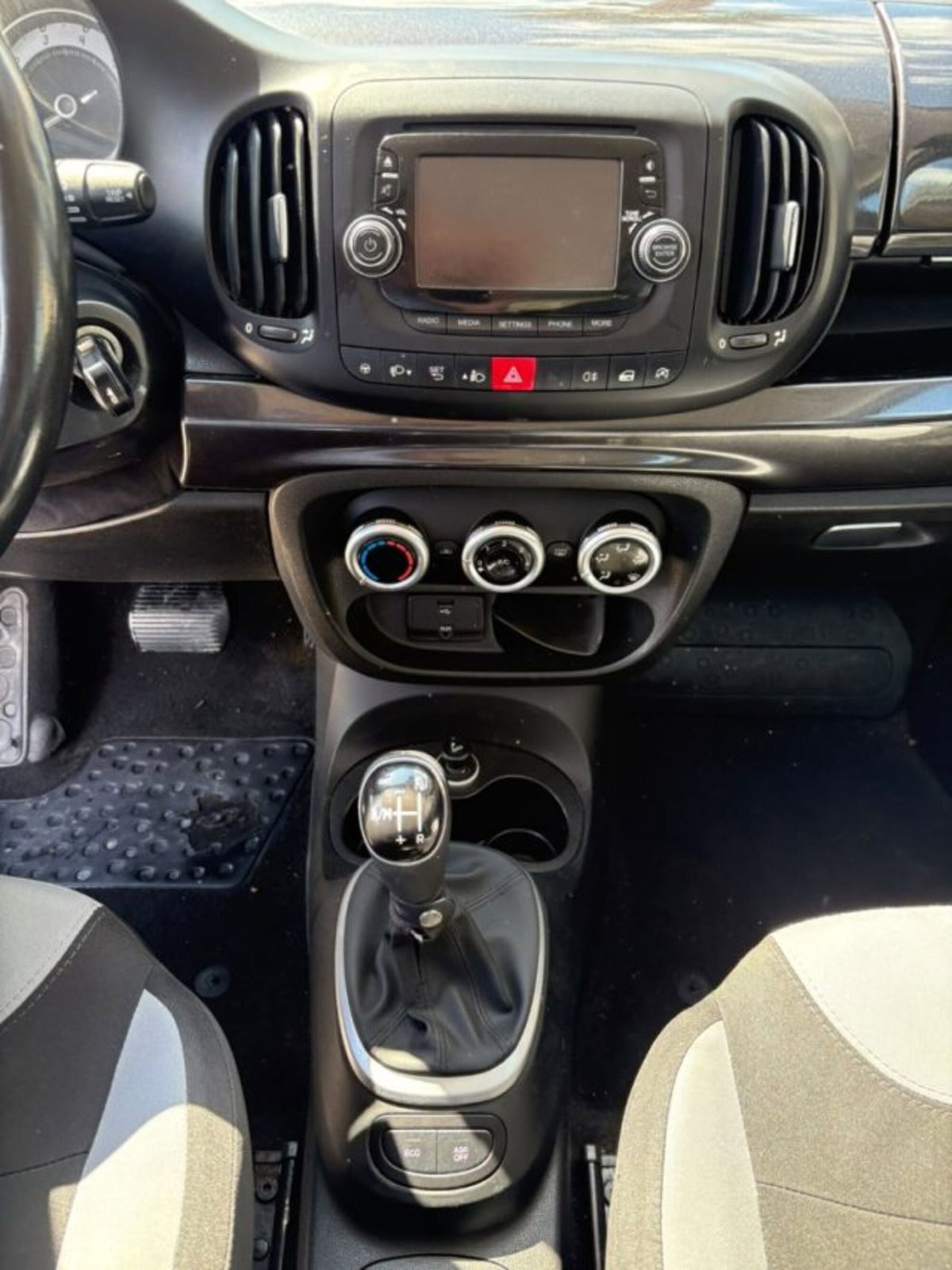 Fiat 500L 1.3 Multijet 85 CV Dualogic Lounge (10)