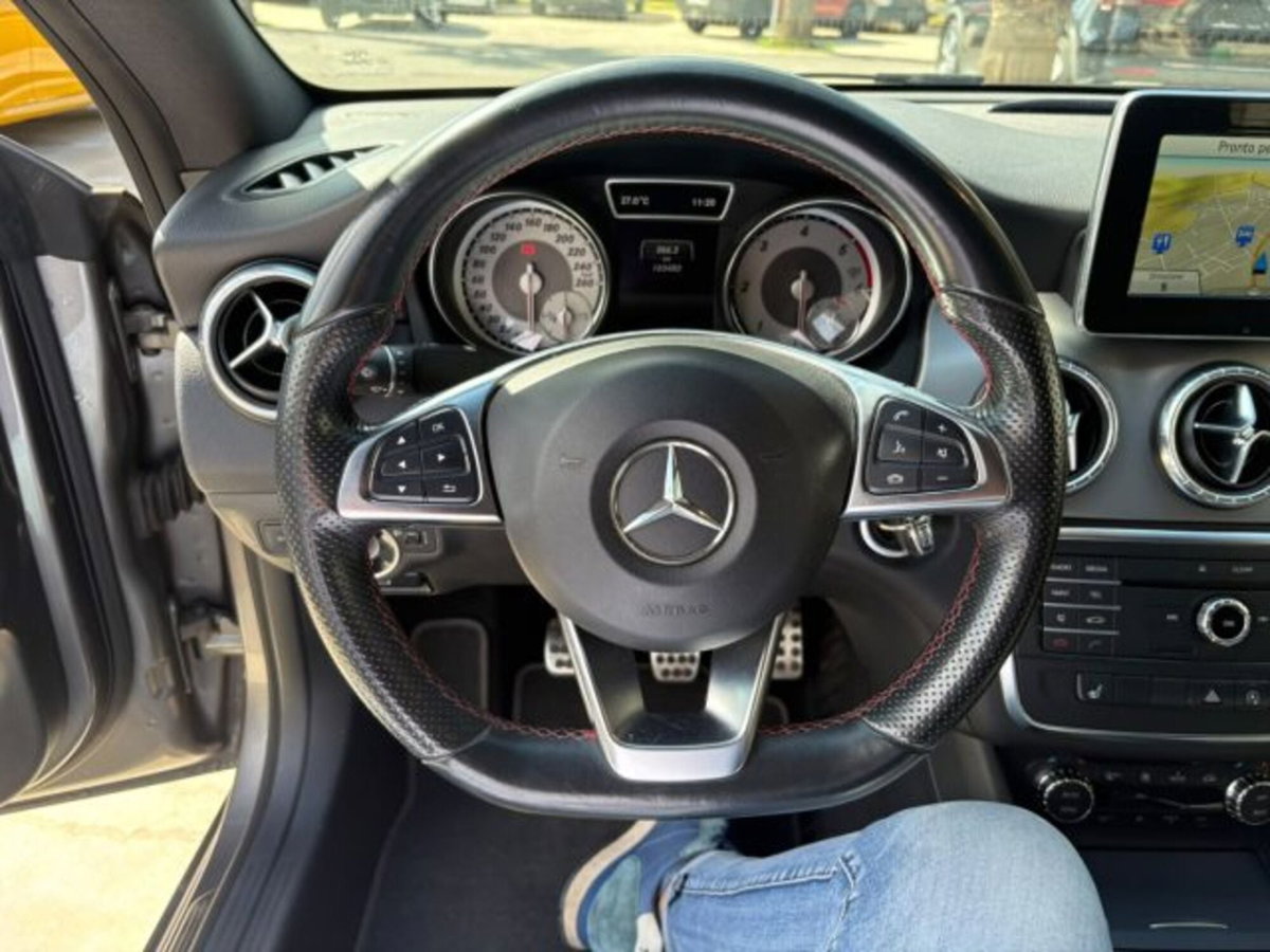 Mercedes-Benz CLA 180 CDI Premium (10)