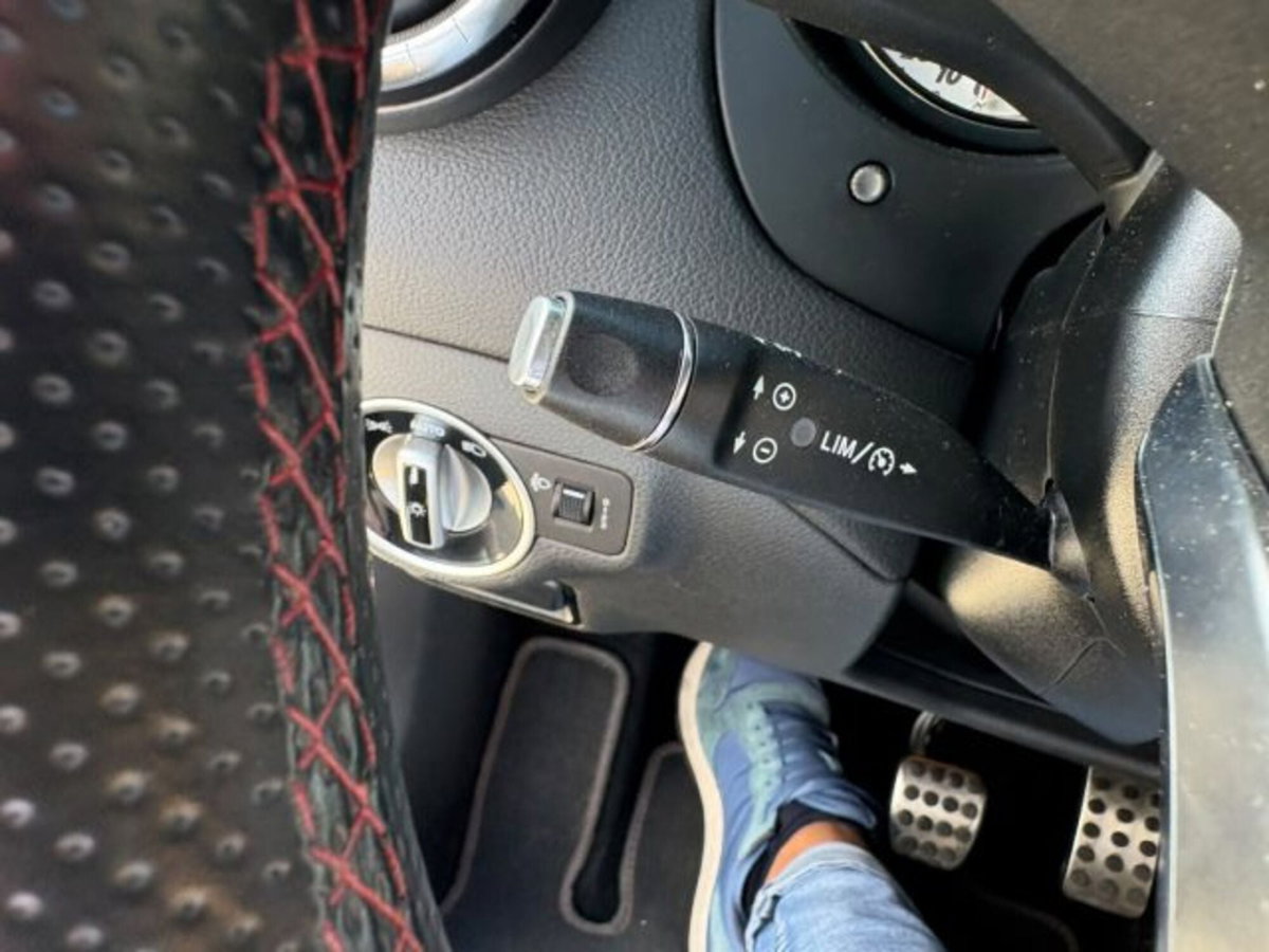 Mercedes-Benz CLA 180 CDI Premium (12)