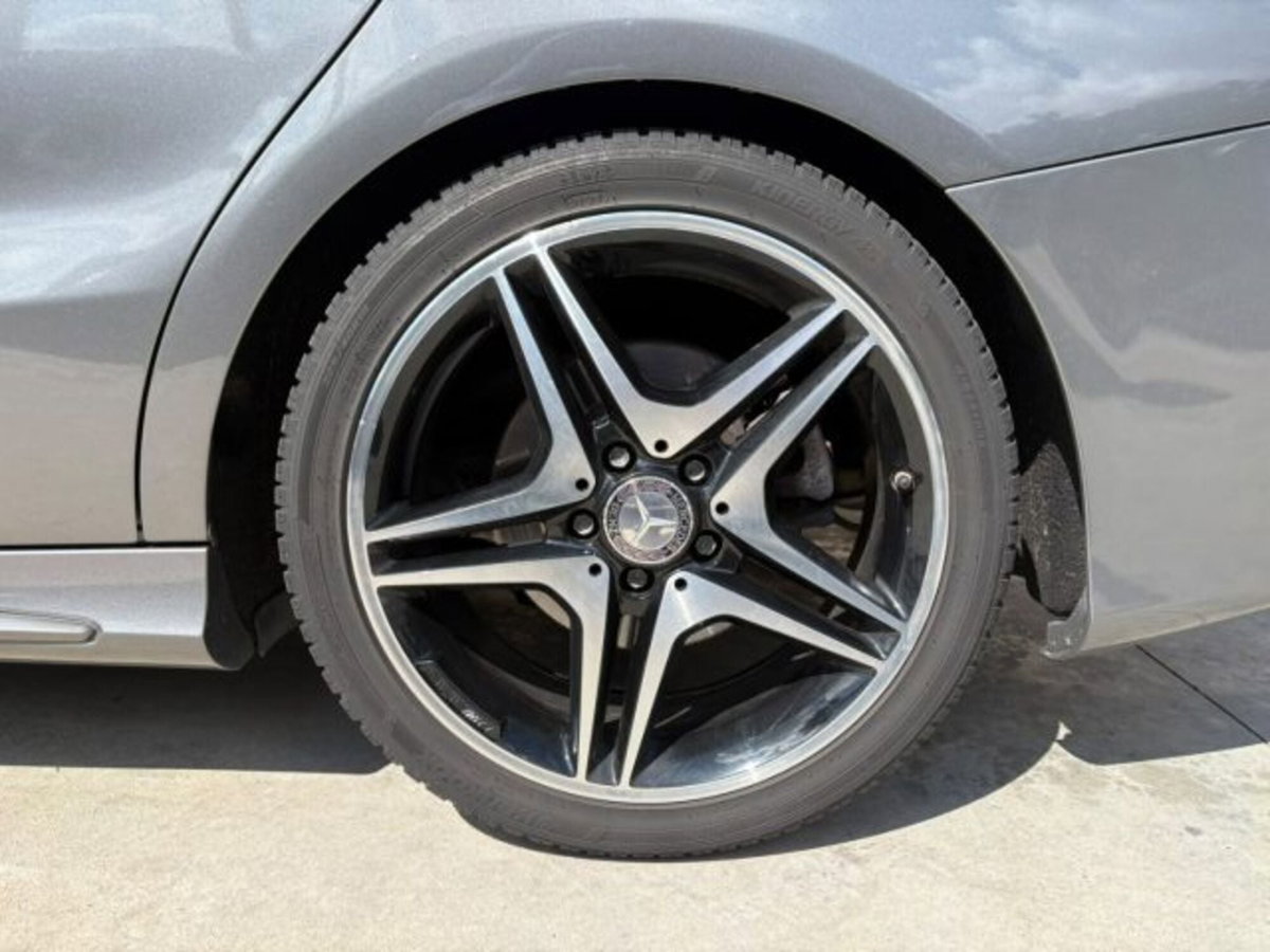 Mercedes-Benz CLA 180 CDI Premium (18)