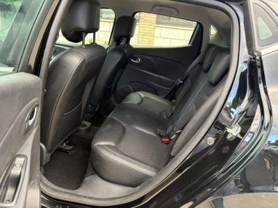 Renault Clio dCi 8V 90 CV EDC 5 porte Moschino Zen (8)